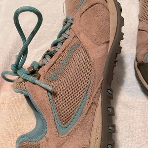 NIB COLUMBIA ACCESS POINT II WATERPROOF Women's SHOES